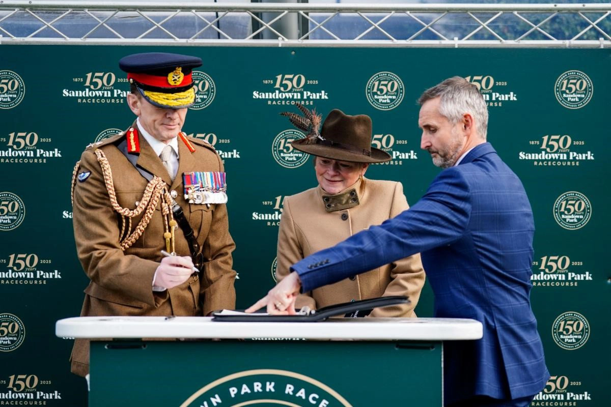 THE JOCKEY CLUB SIGNS ARMED FORCES COVENANT ON GRAND MILITARY GOLD CUP DAY