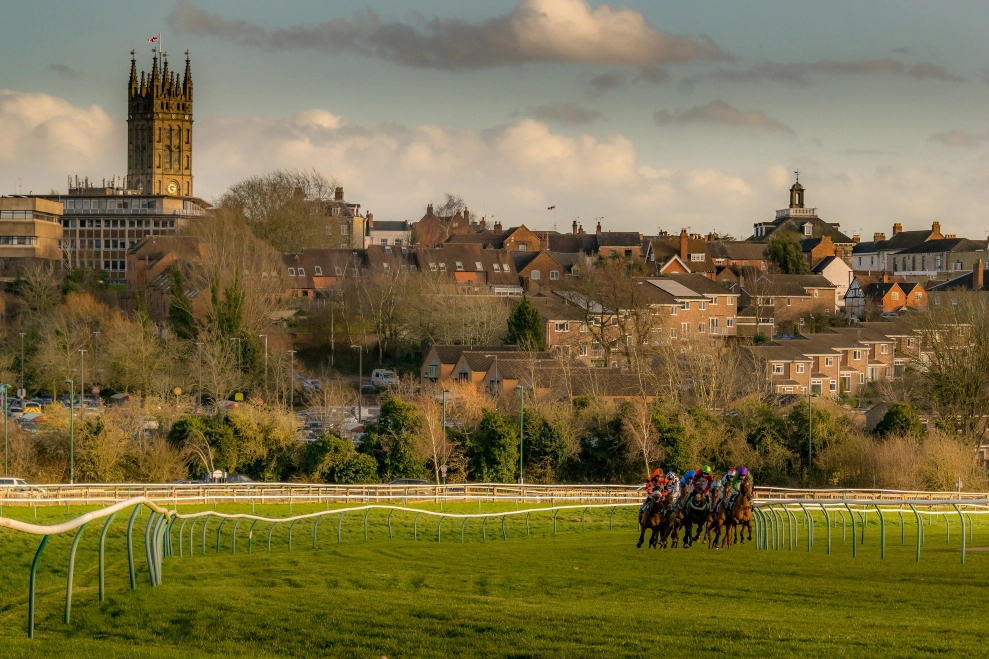 Proudly Warwick Raceday